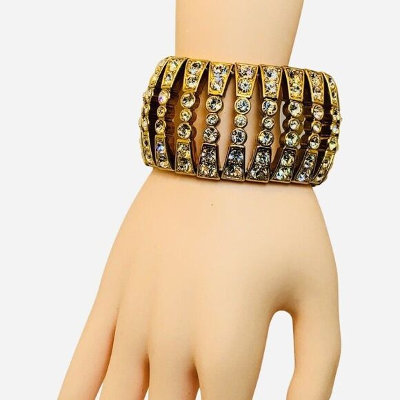 Vintage Shimmering Clear Rhinestone Sparkly Gold Tone Formal Stretch Bracelet - Picture 1 of 6